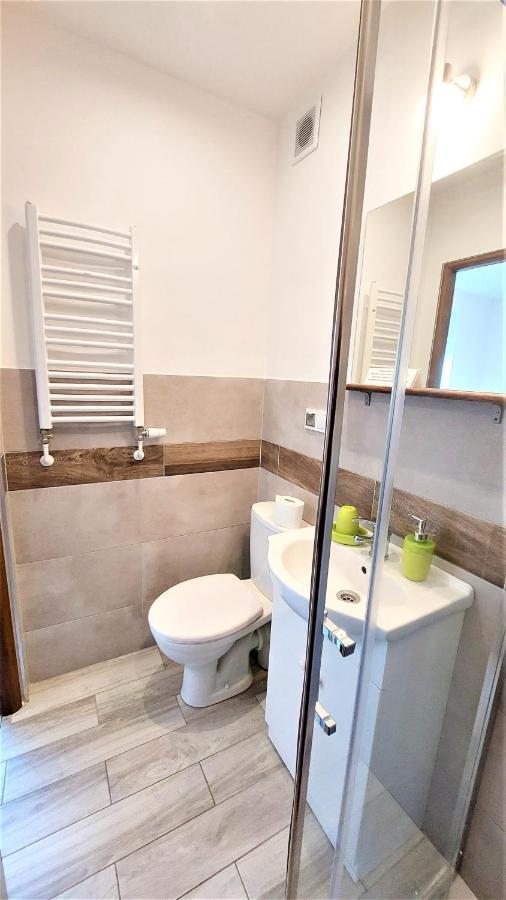 Sloneczne Pokoje U Ewy Na Mlynskiej Wladyslawowo Exterior photo